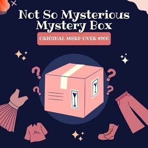 Mystery Not So Mysterious Seven Piece Bundle Deal Women's Size Medium